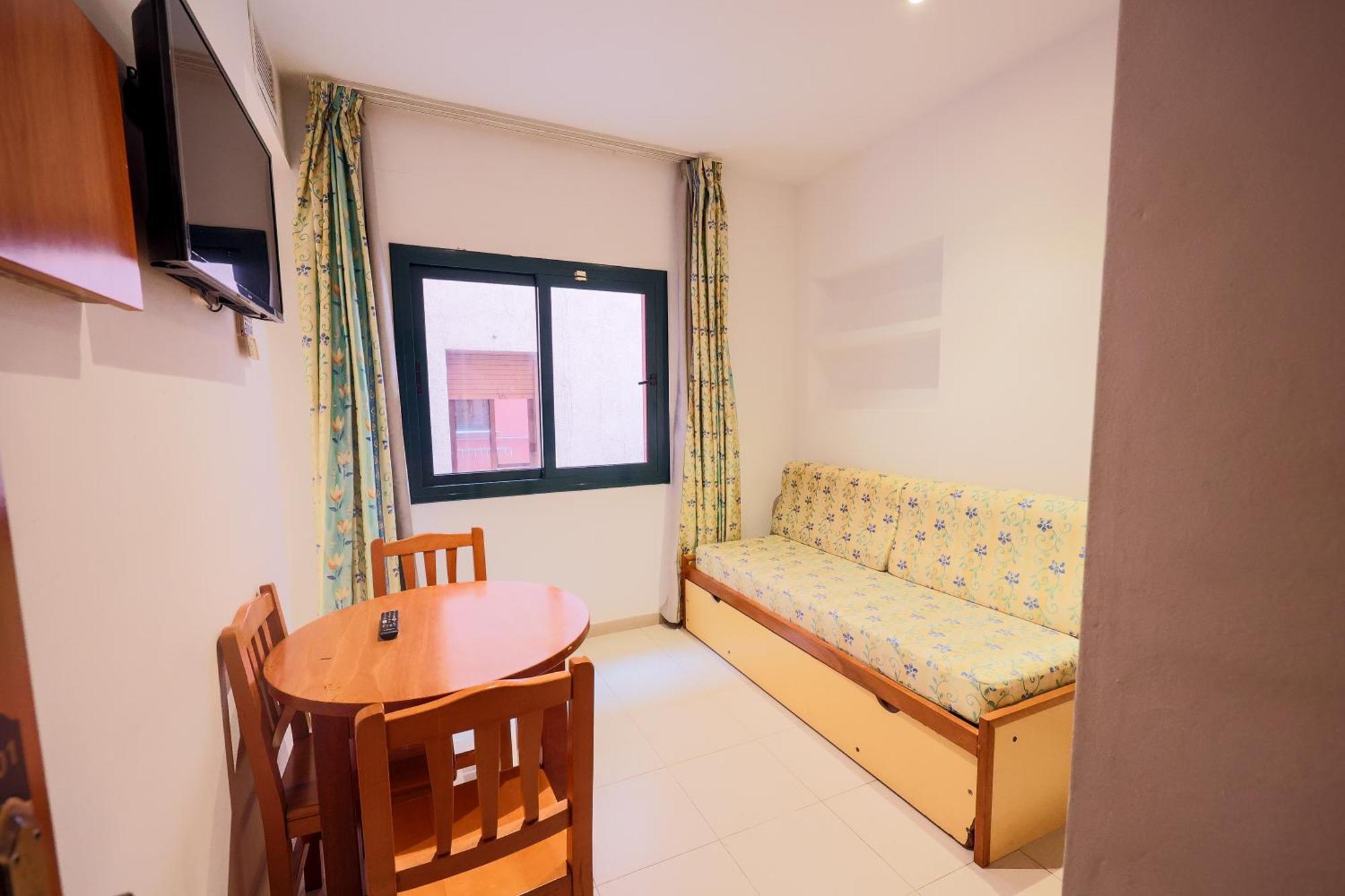 Apartamentos Royal Lloret de Mar Exterior photo
